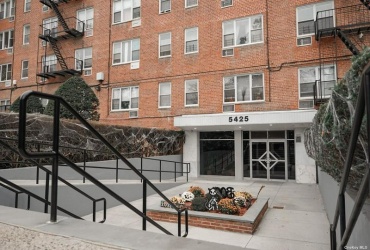 3 Bedrooms Bedrooms, ,2 BathroomsBathrooms,آپارتمانی,رهن و اجاره,1033