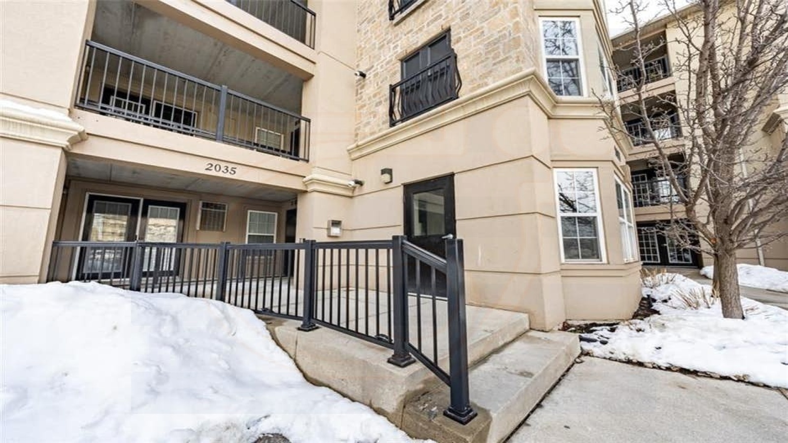 3 Rooms Rooms,1 BathroomBathrooms,دفتر کار,رهن و اجاره,1041 3 Rooms Rooms,1 BathroomBathrooms,دفتر کار,رهن و اجاره,1041