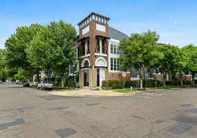 3 Bedrooms Bedrooms, ,2 BathroomsBathrooms,آپارتمانی,فروشی,1018